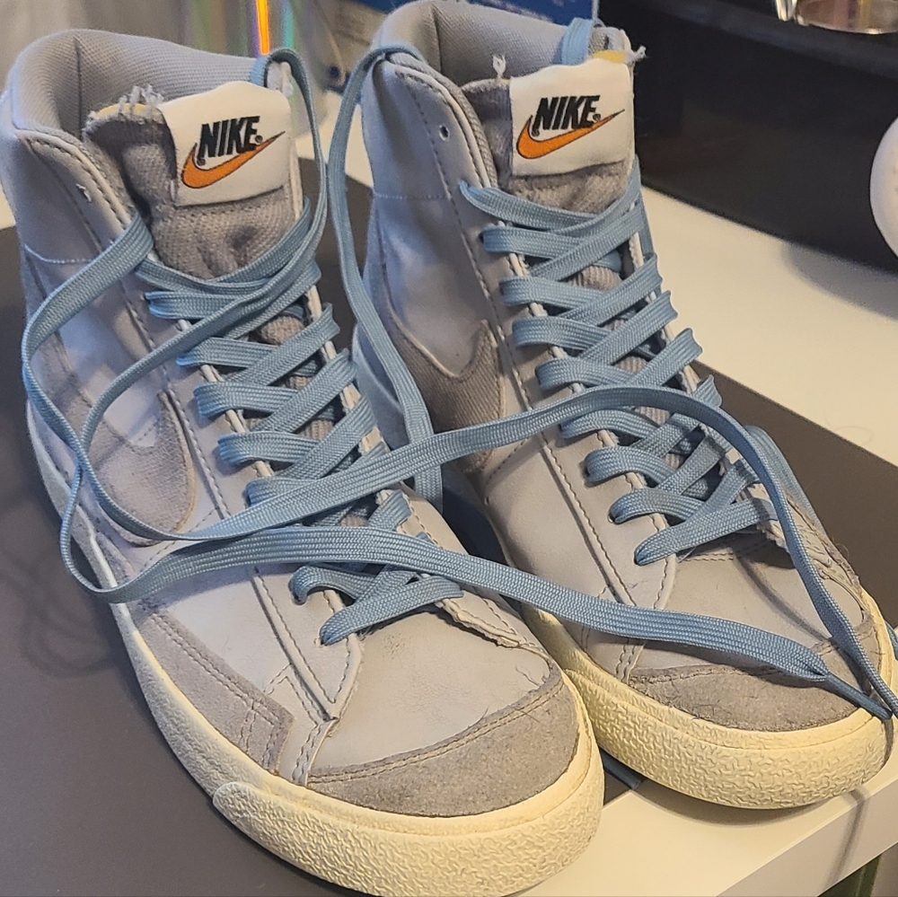 Nike Blazers Mid 77 Size 8